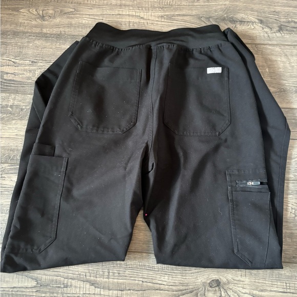 Women’s Black scrub pants XS tall - Picture 2 of 3